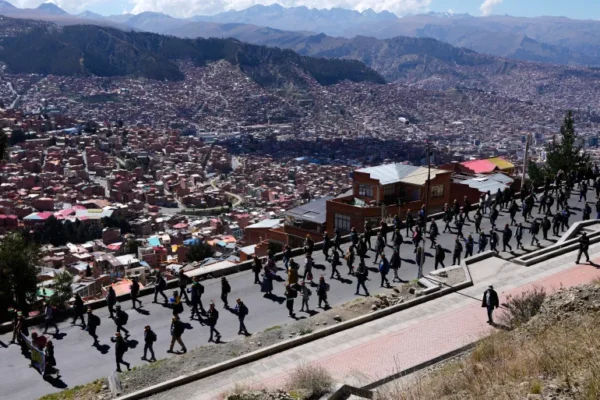 Mass Protests Erupt in Bolivia as Economic Crisis Fuels Calls for President Paz to Resign