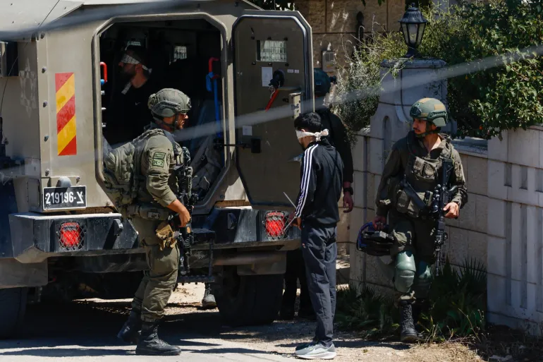 Israeli Forces Arrest 53 Palestinians in West Bank Raid